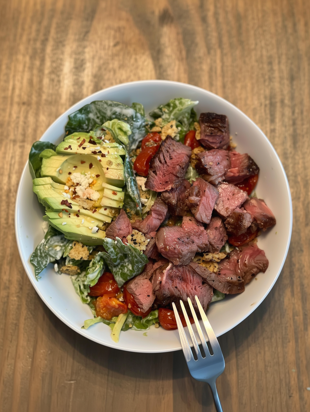 High-Protein Steak Salad&nbsp;Bowl